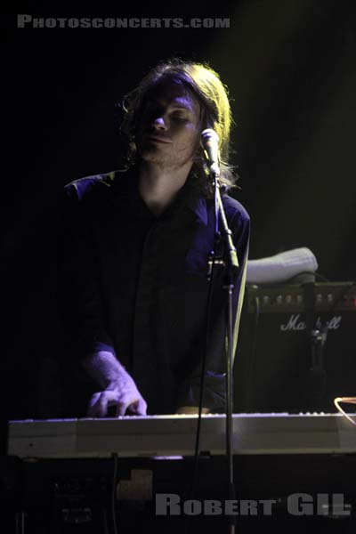 BEACH HOUSE - 2010-11-04 - PARIS - La Cigale - 